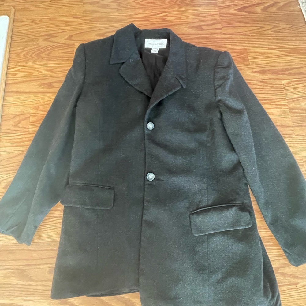 Black Trench Coat with Notched Lapels and Tailored Fit